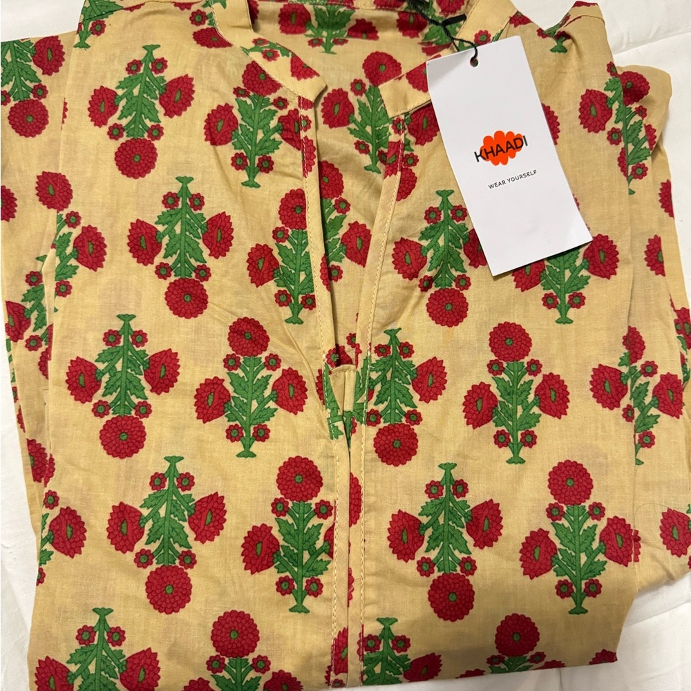 Khaadi Floral Print Kameez and Pant